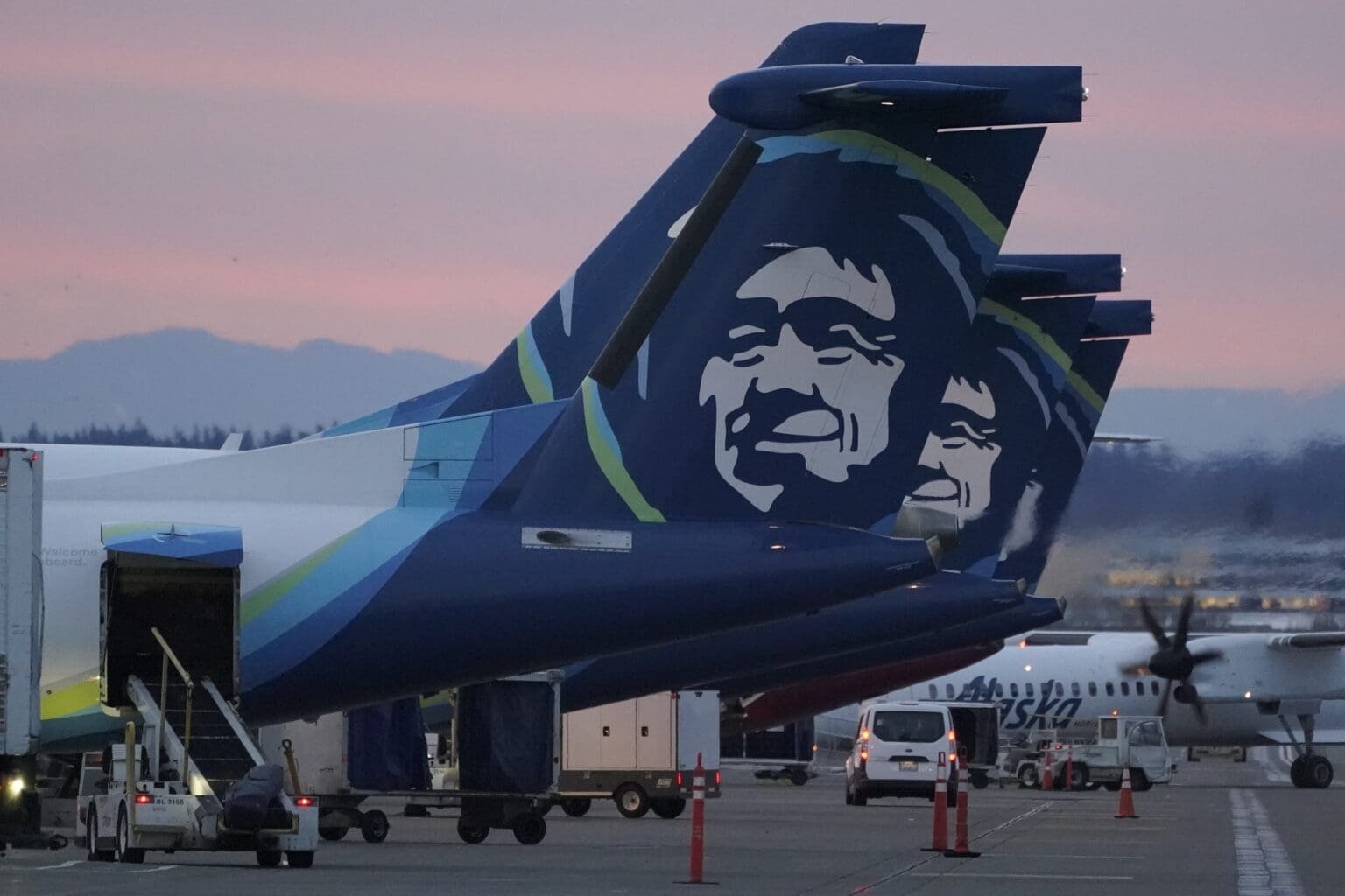 alaska airlines flight status